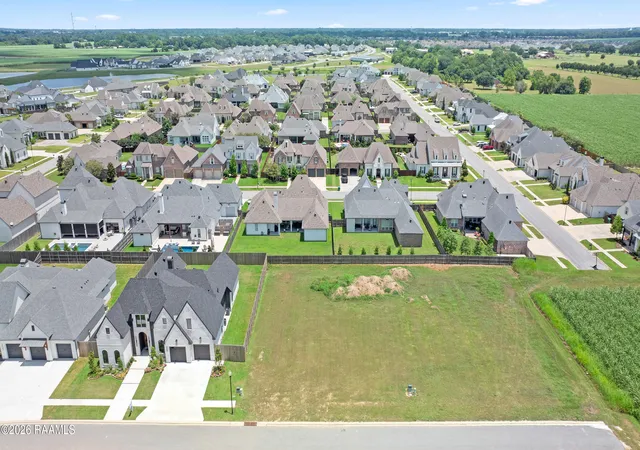 4th image of 401 Sunset Palm Ct, Youngsville, LA 70592 | MLS# 2600005021