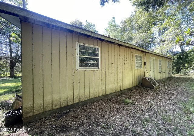 Photo 4 of House for sale at 129 Richard Rd, Opelousas, LA 70570 | MLS# 2500002921 | Listing updated on 2026-07-24