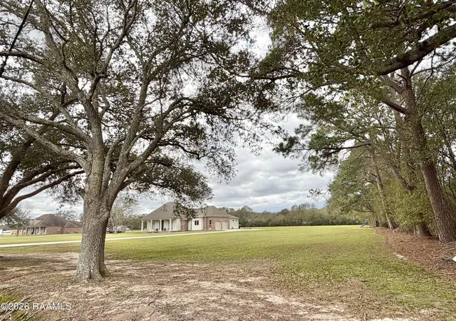 3rd image of 911 Breaux Rd, Lafayette, LA 70506 | MLS# 2600000021