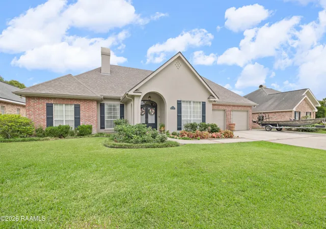 Photo 2 of Sale Pending at 136 Donald Dr, Lafayette, LA 70503 | MLS# 2600004075 | Listing updated on 2026-07-07