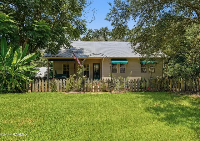 Photo 2 of Single family home for sale at 86 Hidden Hills Lake Rd, Arnaudville, LA 70512 | MLS# 2600006777 | Listing updated on 2026-08-12