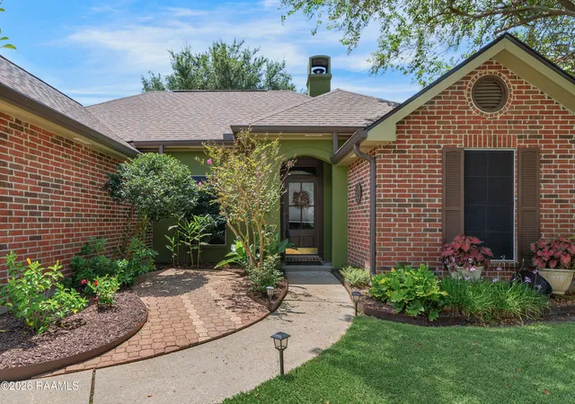 Photo 3 of Single family home for sale at 108 Queensford Way, Youngsville, LA 70592 | MLS# 2600007458 | Listing updated on 2026-09-17