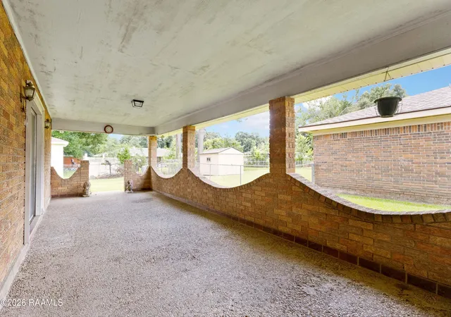2nd image of 165 Radcliffe Dr, Lafayette, LA 70501 | MLS# 2600005341