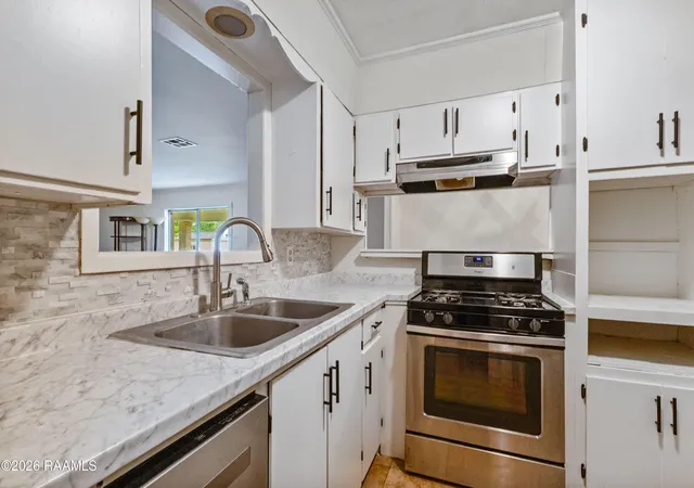 4th image of 165 Radcliffe Dr, Lafayette, LA 70501 | MLS# 2600005341