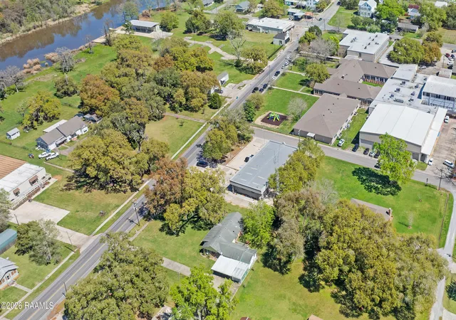Homes for sale in Franklin, LA | 9339 Hwy 182, Franklin, LA 70538 | MLS# 2600002289