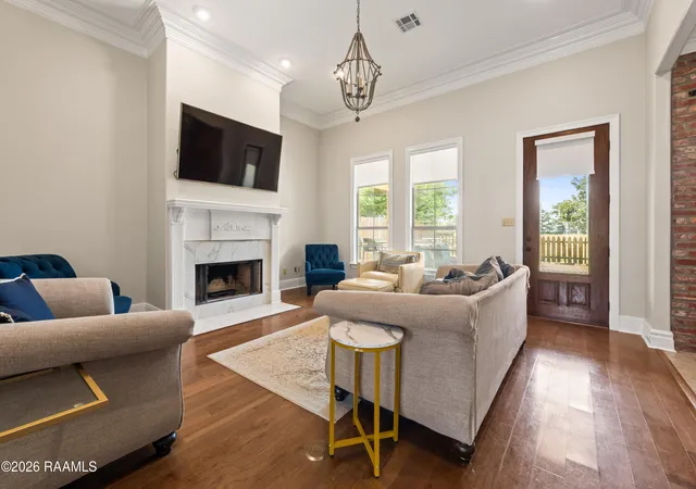 Photo 3 of Single family home for sale at 208 S Montauban Dr, Lafayette, LA 70507 | MLS# 2600008052 | Listing updated on 2026-09-21