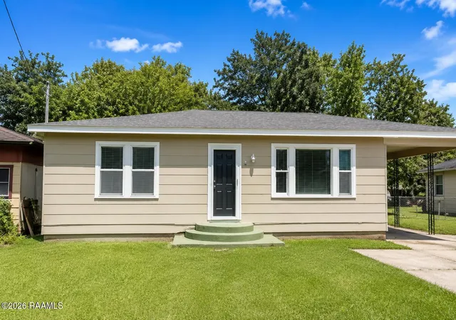 Photo 3 of Single family home for sale at 712 Arthur St, Lafayette, LA 70501 | MLS# 2600007816 | Listing updated on 2026-08-21