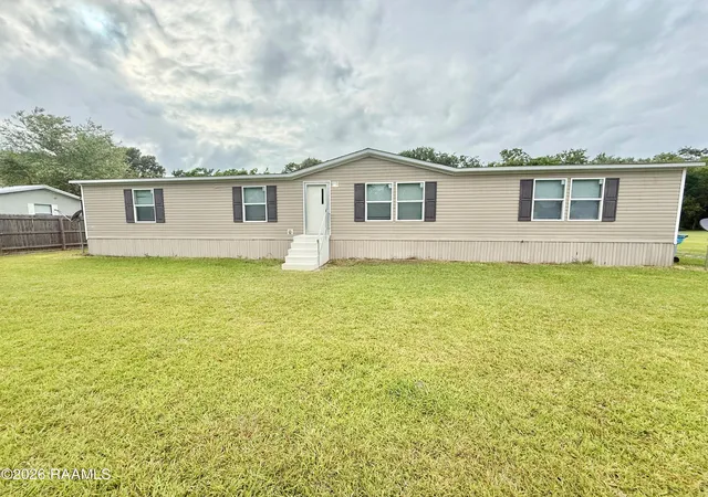 Homes for sale in St. Martinville, LA | 1075 Percy Rd, St. Martinville, LA 70582 | MLS# 2600004021