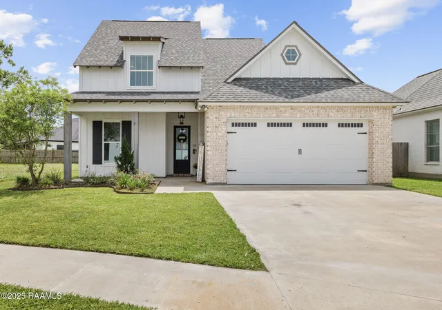 1st image of 102 Cypress Wood Ln, Youngsville, LA 70592 | MLS# 2600007358