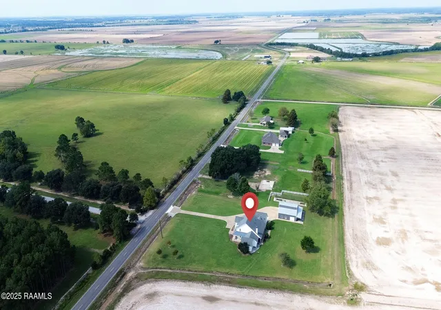 Homes for sale in Ville Platte, LA | 1781 Millers Lake Rd, Ville Platte, LA 70586 | MLS# 2500004164