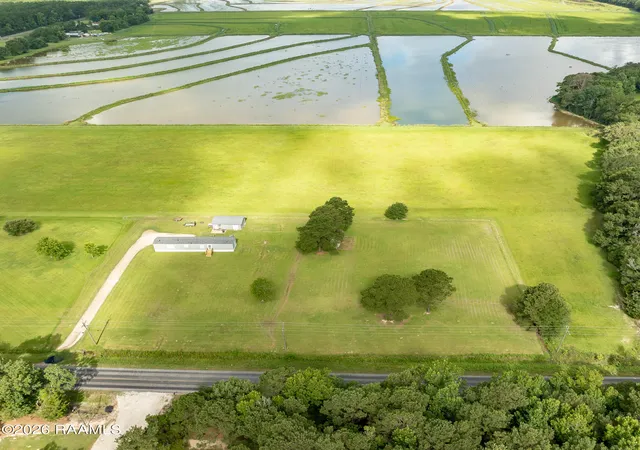 Homes for sale in Eunice, LA | 4807 Eunice Iota Hwy, Eunice, LA 70535 | MLS# 2600005204