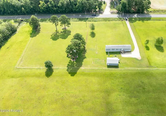 Homes for sale in Eunice, LA | 4807 Eunice Iota Hwy, Eunice, LA 70535 | MLS# 2600005204