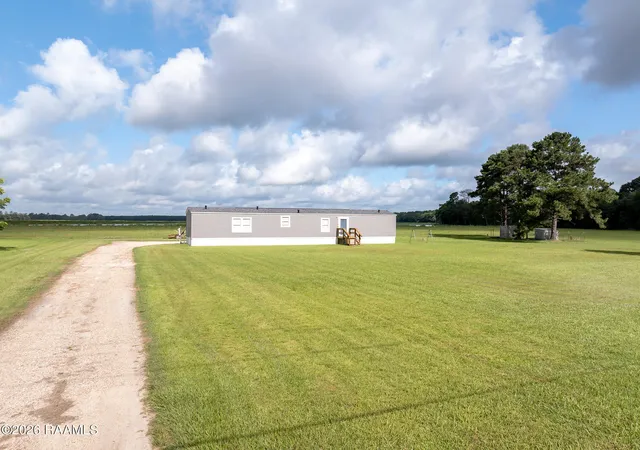Homes for sale in Eunice, LA | 4807 Eunice Iota Hwy, Eunice, LA 70535 | MLS# 2600005204