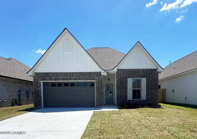 1st image of 105 Lotus St, Broussard, LA 70518 | MLS# 2600000927