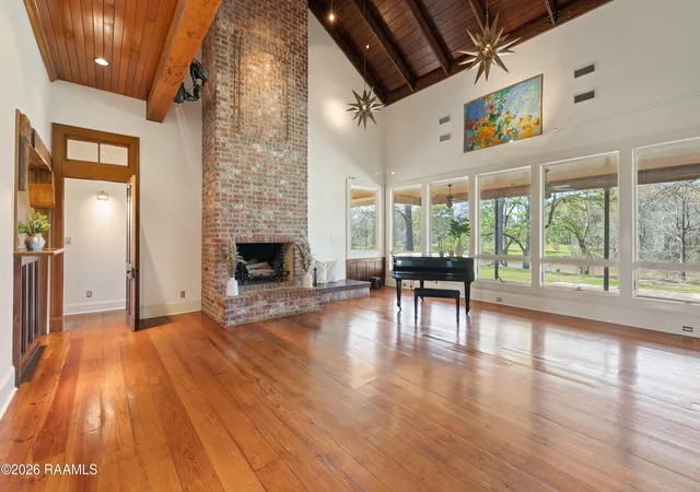 Photo 3 of Single family home for sale at 5726 Eagle Pass Dr, Youngsville, LA 70592 | MLS# 2600001858 | Listing updated on 2026-09-09