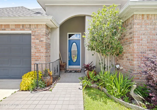 3rd image of 207 Kings Landing Sq, Lafayette, LA 70508 | MLS# 2600005314