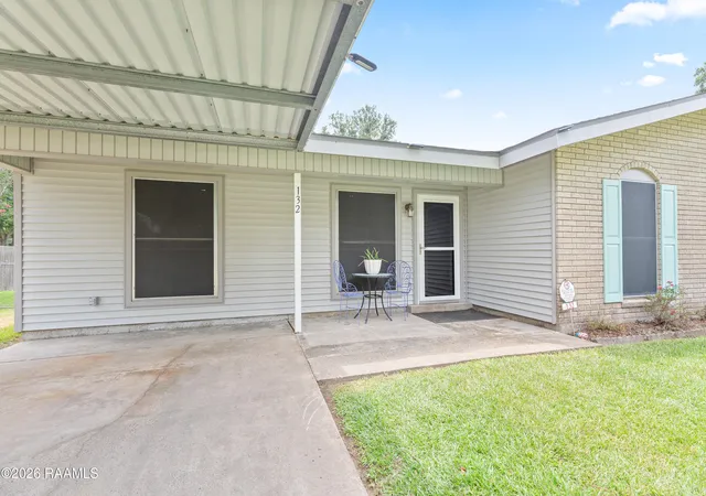 2nd image of 132 Kentwood Dr, Carencro, LA 70520 | MLS# 2600007363