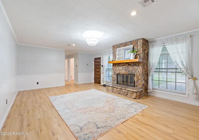 3rd image of 132 Kentwood Dr, Carencro, LA 70520 | MLS# 2600007363