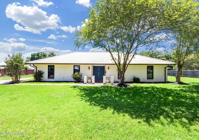 1st image of 120 6th St, Breaux Bridge, LA 70517 | MLS# 2600004331
