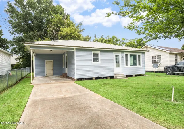 1st image of 129 Lena St, Lafayette, LA 70501 | MLS# 2600005538