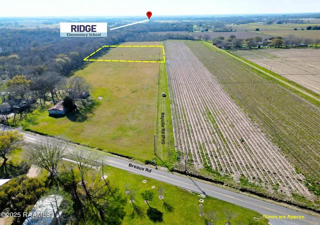 Photo 3 of Sale Pending at 125 Rayulle Rd, Lafayette, LA 70506 | MLS# 2020022393 | Listing updated on 2026-09-15