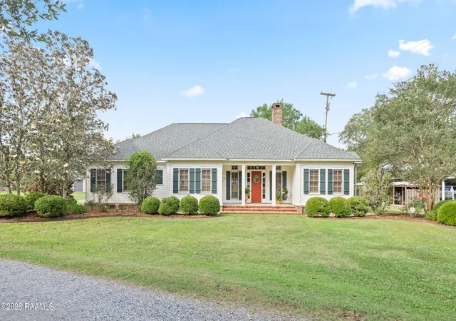 Photo 2 of Single family home for sale at 11618 Old Jeanerette Rd, Jeanerette, LA 70544 | MLS# 2600007289 | Listing updated on 2026-09-10