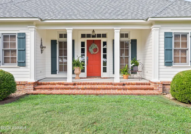 Photo 4 of Single family home for sale at 11618 Old Jeanerette Rd, Jeanerette, LA 70544 | MLS# 2600007289 | Listing updated on 2026-09-10