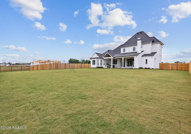 Homes for sale in Lafayette, LA | 103 Castle Vine Wy, Lafayette, LA 70508 | MLS# 2600001626
