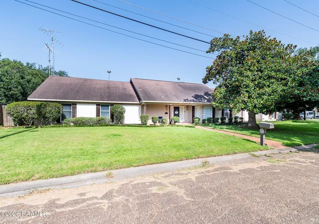 Photo 2 of Single family home for sale at 351 N 7th Street, Eunice, LA 70535 | MLS# 2600006706 | Listing updated on 2026-08-31