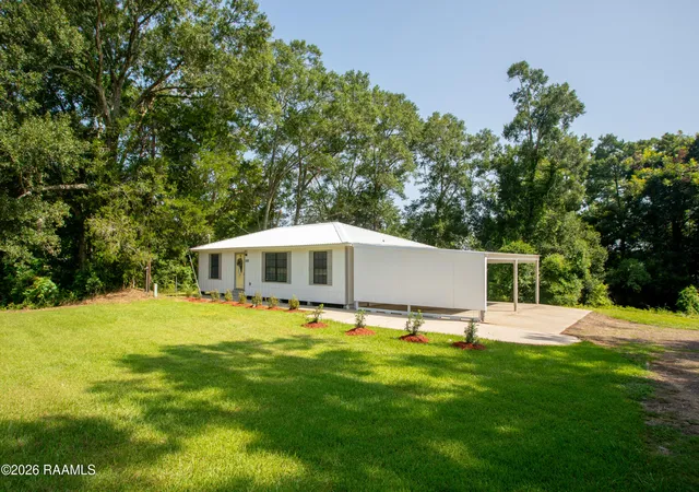 2nd image of 1283 Courtableau Hwy, Arnaudville, LA 70512 | MLS# 2600006893