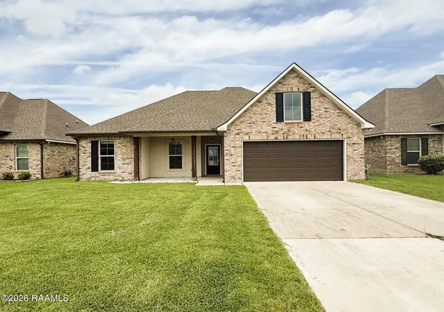 Photo 1 of Sale Pending at 212 Margaret Lucia Dr, Maurice, LA 70555 | MLS# 2600004858 | Listing updated on 2026-08-05