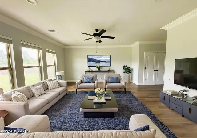 Photo 4 of Sale Pending at 212 Margaret Lucia Dr, Maurice, LA 70555 | MLS# 2600004858 | Listing updated on 2026-08-05