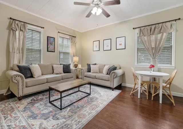 4th image of 127 Center St, New Iberia, LA 70560 | MLS# 2600006695