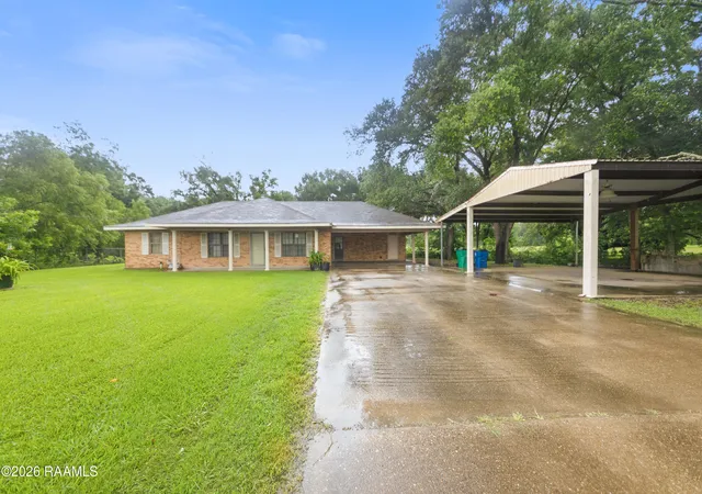 Homes for sale in Church Point, LA | 421 Chachere Ln, Church Point, LA 70525 | MLS# 2600005609