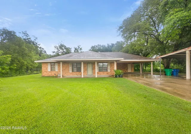 Homes for sale in Church Point, LA | 421 Chachere Ln, Church Point, LA 70525 | MLS# 2600005609