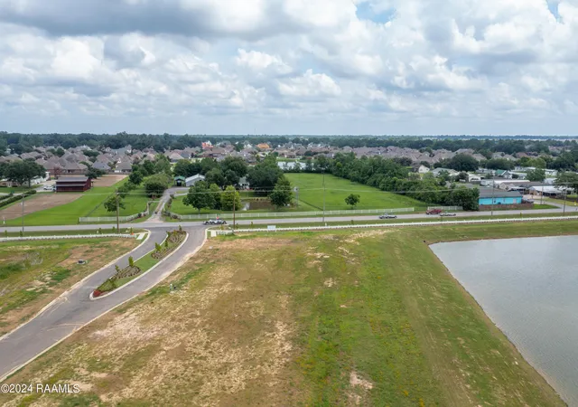 5th image of 105 Sea Island Ln, Youngsville, LA 70592 | MLS# 2600007182