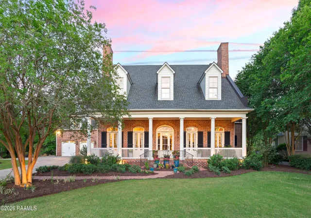 Single family home for sale at 109 Southwark Dr, Lafayette, LA 70508 | MLS# 2600002700