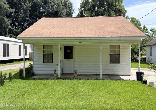 Homes for sale in Grand Coteau, LA | 146 Irene St, Grand Coteau, LA 70541 | MLS# 2600005818