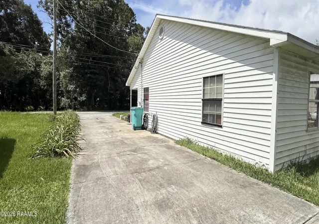 Homes for sale in Grand Coteau, LA | 146 Irene St, Grand Coteau, LA 70541 | MLS# 2600005818