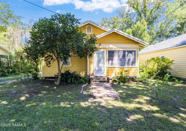 Homes for sale in Lafayette, LA | 110 Canal St, Lafayette, LA 70501 | MLS# 2600004270