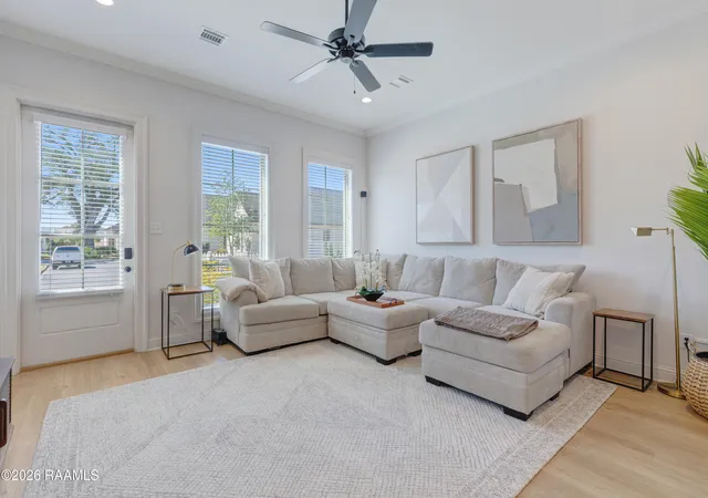 Photo 4 of Single family home for sale at 114 N Beadle Rd, Lafayette, LA 70508 | MLS# 2600001622 | Listing updated on 2026-06-29