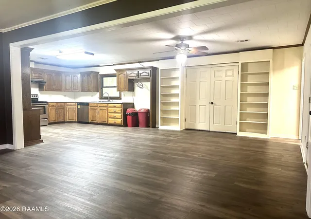 Homes for sale in Kaplan, LA | 500 Bert St, Kaplan, LA 70548 | MLS# 2600003911