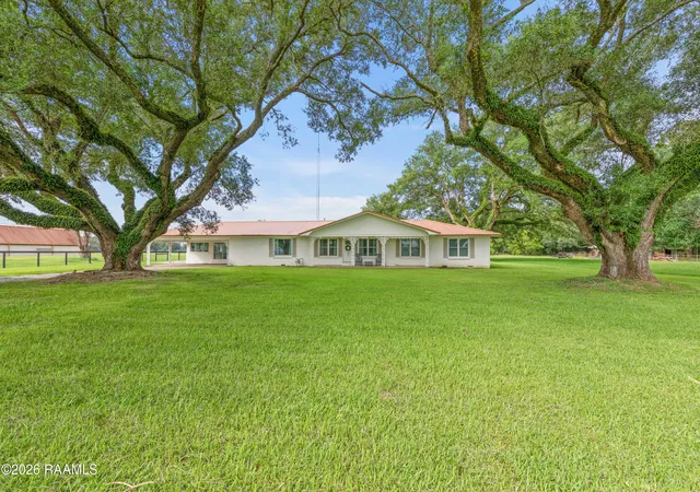 Homes for sale in Sunset, LA | 1760 Napoleon Ave, Sunset, LA 70584 | MLS# 2600005641