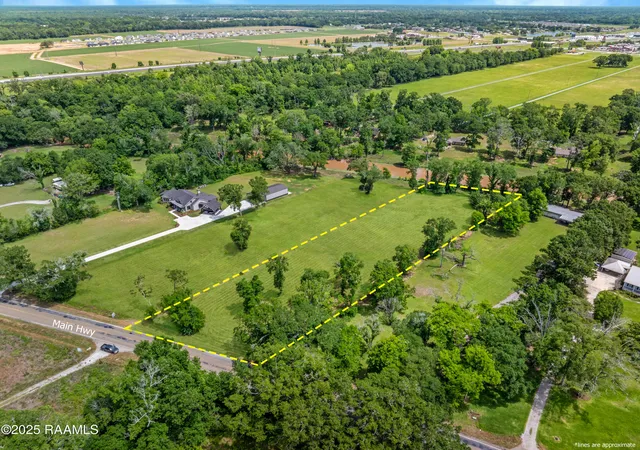 4th image of 3 Main Hwy, Breaux Bridge, LA 70517 | MLS# 21001177