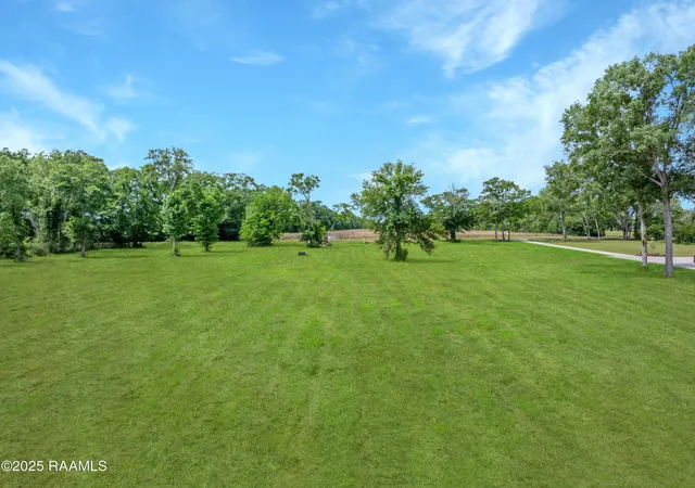 8th image of 3 Main Hwy, Breaux Bridge, LA 70517 | MLS# 21001177