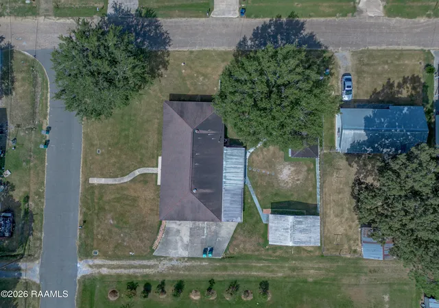 Photo 3 of Single family home for sale at 950 Alexandre St, Eunice, LA 70535 | MLS# 2600007760 | Listing updated on 2026-08-28
