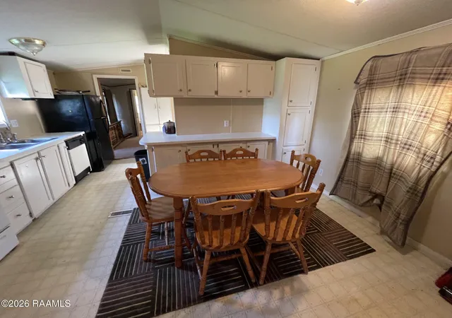 Photo 4 of Manufactured home for sale at 2427 Atchafalaya River Hwy, Breaux Bridge, LA 70517 | MLS# 2600008154 | Listing updated on 2026-08-31