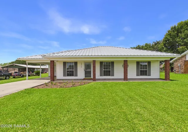 Homes for sale in Kaplan, LA | 10714 Mike Dr, Kaplan, LA 70548 | MLS# 2600005305