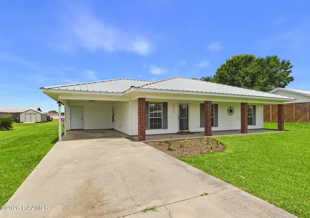 Homes for sale in Kaplan, LA | 10714 Mike Dr, Kaplan, LA 70548 | MLS# 2600005305