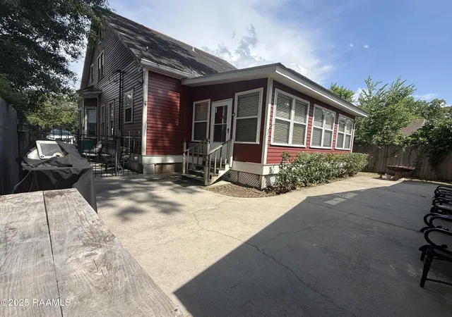 Homes for sale in Eunice, LA | 121 N 9th St, Eunice, LA 70535 | MLS# 2500000582